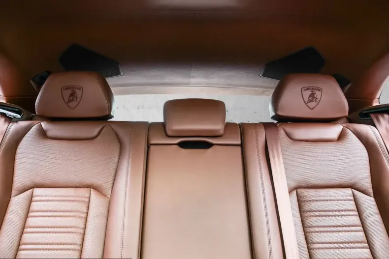 Lamborghini Urus din 2024 cu 9.500 km - oferta LAM243461 - foto 19