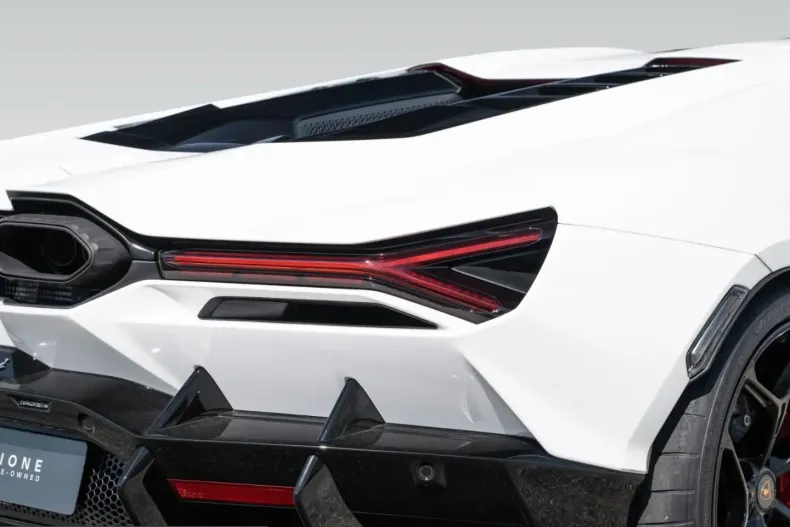 Lamborghini Revuelto din 2024 cu 7.499 km - oferta LAM243464 - foto 24