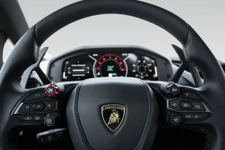 Lamborghini Revuelto din 2024 cu 7.499 km - oferta LAM243464 - foto 28