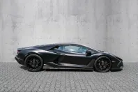 Lamborghini Revuelto din 2025 cu 4.790 km - oferta LAM243466 - foto 2