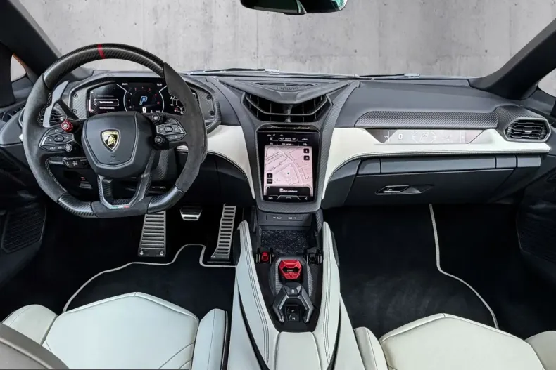 Lamborghini Revuelto din 2025 cu 4.790 km - oferta LAM243466 - foto 7