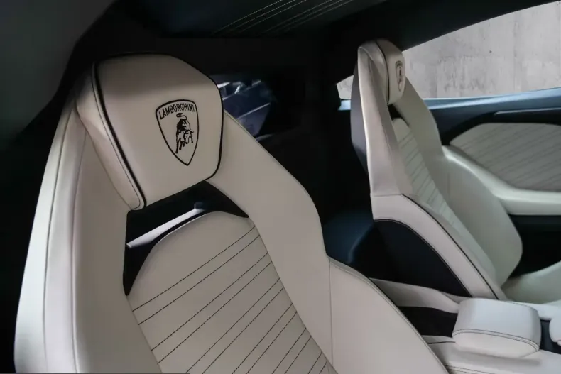 Lamborghini Revuelto din 2025 cu 4.790 km - oferta LAM243466 - foto 21