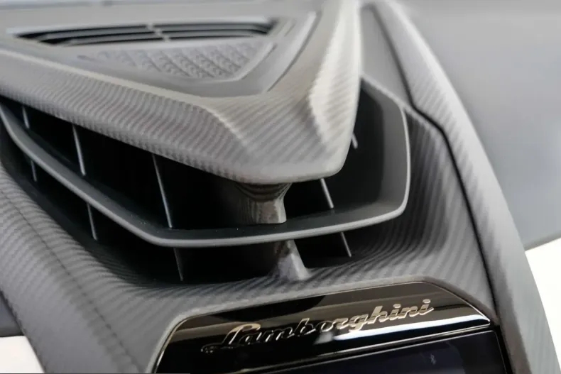 Lamborghini Revuelto din 2025 cu 4.790 km - oferta LAM243466 - foto 24