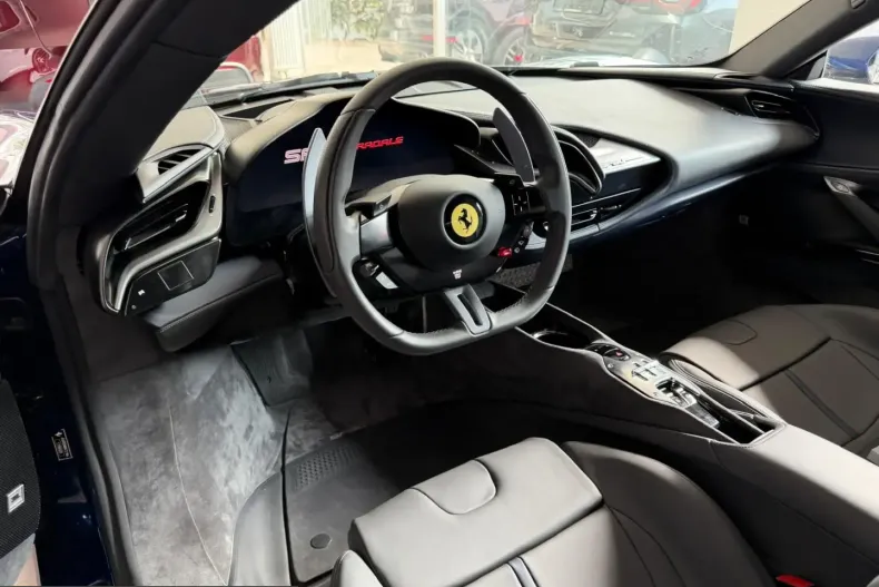 Ferrari SF90 din 2022 cu 18.900 km - oferta FER243477 - foto 9