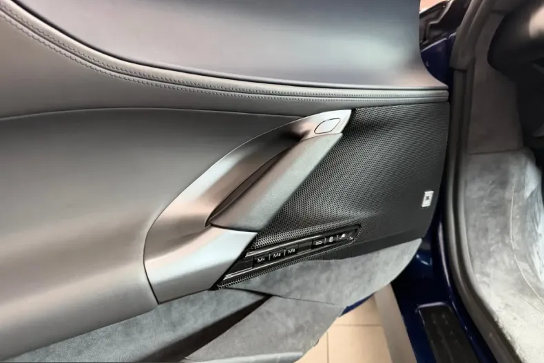 Ferrari SF90 din 2022 cu 18.900 km - oferta FER243477 - foto 14