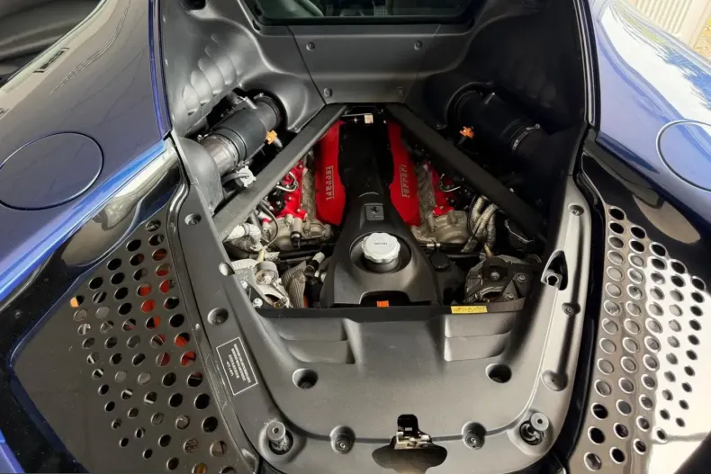 Ferrari SF90 din 2022 cu 18.900 km - oferta FER243477 - foto 16