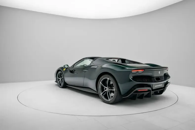 Ferrari 296 GTS din 2023 cu 2.983 km - oferta FER243478 - foto 7
