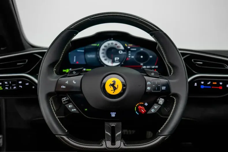 Ferrari 296 GTS din 2023 cu 2.983 km - oferta FER243478 - foto 12