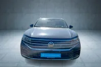 Volkswagen Touareg din 2023 cu 1.616 km - oferta VOL243480 - foto 2