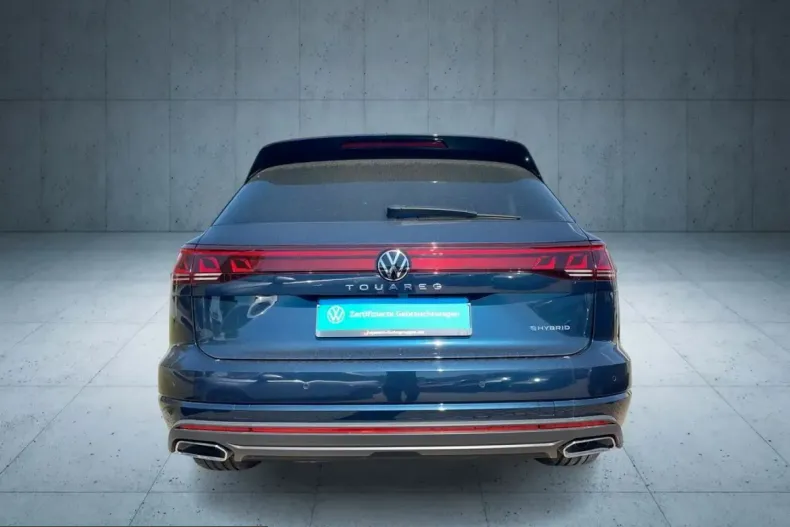 Volkswagen Touareg din 2023 cu 1.616 km - oferta VOL243480 - foto 4