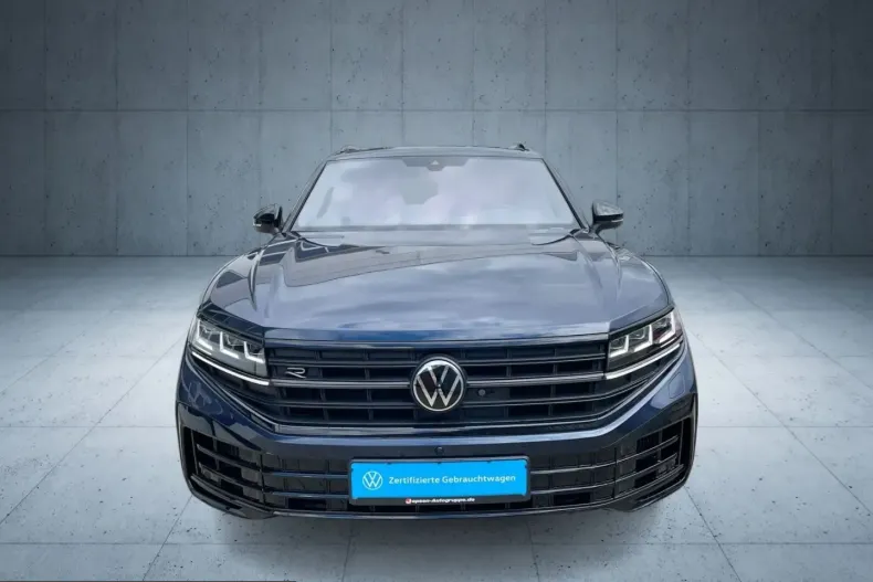 Volkswagen Touareg din 2023 cu 23.154 km - oferta VOL243483 - foto 2