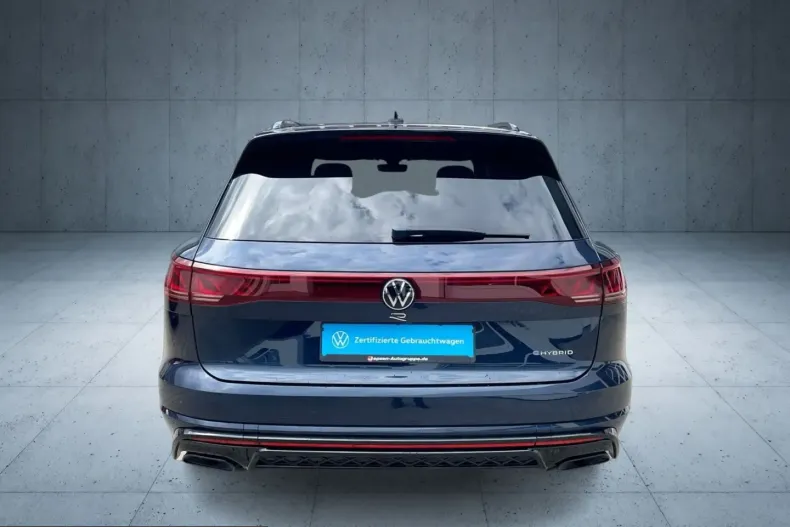 Volkswagen Touareg din 2023 cu 23.154 km - oferta VOL243483 - foto 5