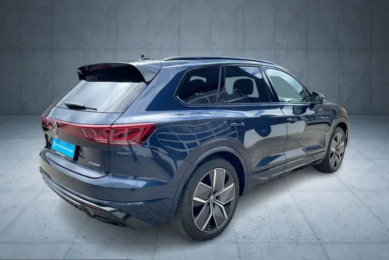 Volkswagen Touareg din 2023 cu 23.154 km - oferta VOL243483 - foto 6