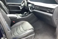 Volkswagen Touareg din 2023 cu 23.154 km - oferta VOL243483 - foto 10