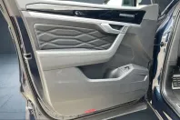 Volkswagen Touareg din 2023 cu 23.154 km - oferta VOL243483 - foto 21