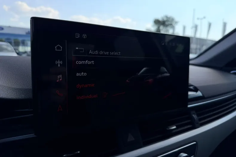 Audi A4 din 2022 cu 128.667 km - oferta AUD243490 - foto 18