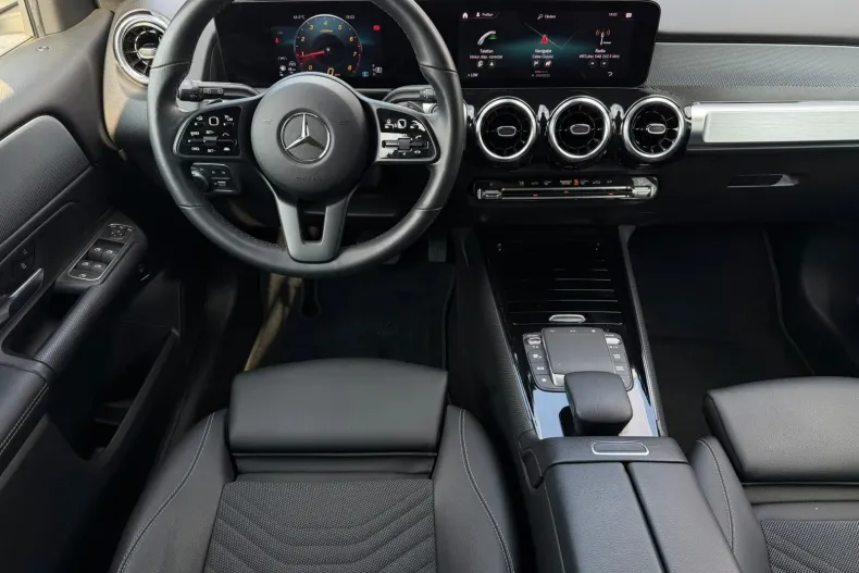 Mercedes-Benz GLB 200 (Clasa GLB) din 2021 cu 77.212 km - oferta MER243491 - foto 14