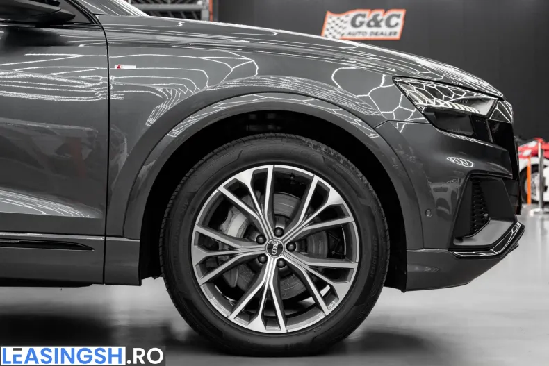 Audi Q8 din 2022 cu 11.902 km - oferta AUD243503 - foto 8