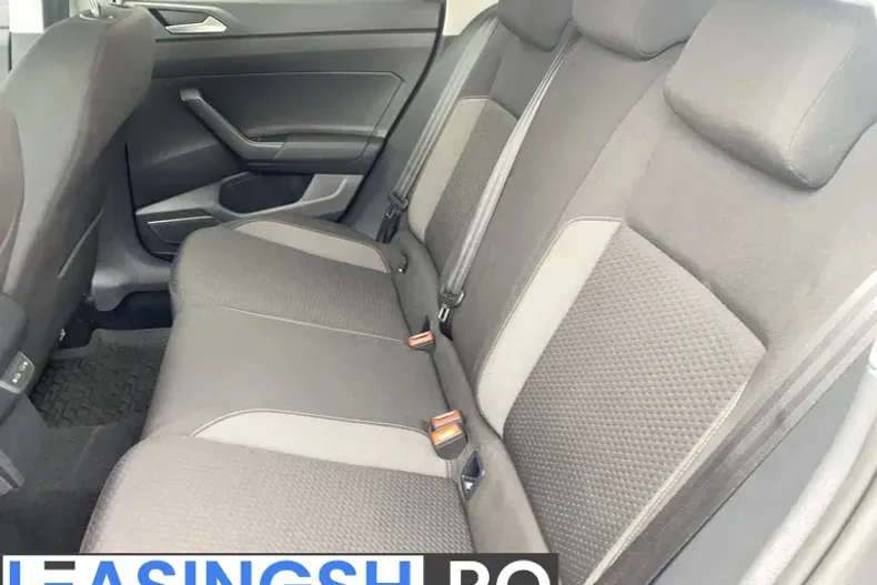 Volkswagen Taigo din 2024 cu 52.348 km - oferta VOL243508 - foto 10
