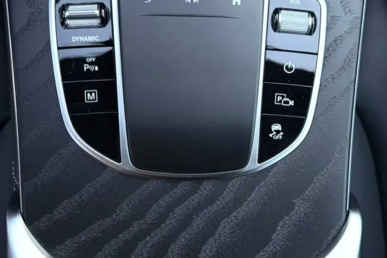 Mercedes-Benz GLC 300 (Clasa GLC) din 2021 cu 119.000 km - oferta MER243514 - foto 27