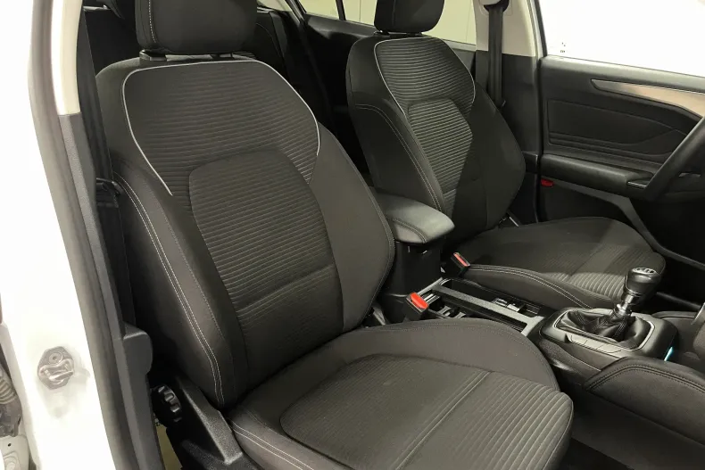 Ford Focus din 2021 cu 43.434 km - oferta FOR243524 - foto 9