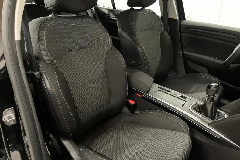 Renault Megane din 2023 cu 22.771 km - oferta REN243525 - foto 9