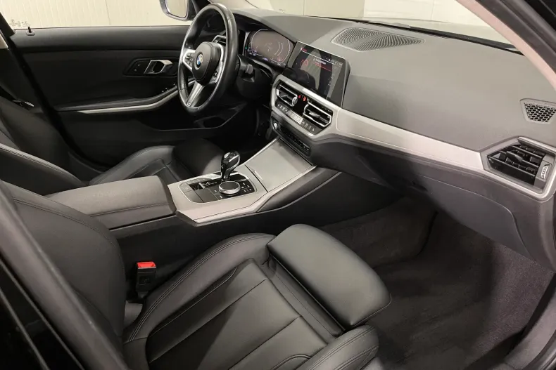 BMW 320d (Seria 3) din 2021 cu 142.273 km - oferta BMW243531 - foto 10