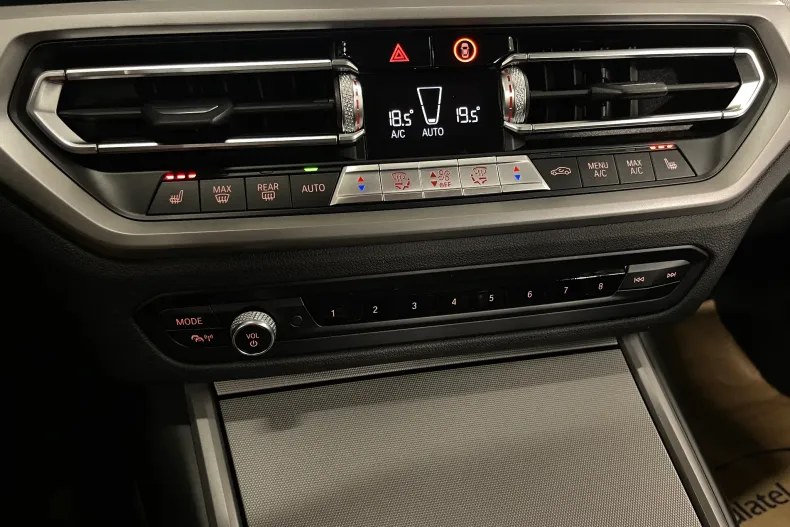 BMW 320d (Seria 3) din 2021 cu 142.273 km - oferta BMW243531 - foto 21