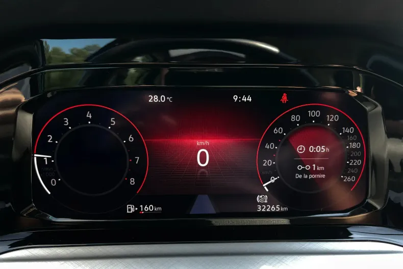 Volkswagen Golf din 2021 cu 32.265 km - oferta VOL243532 - foto 24