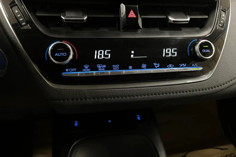 Toyota Corolla din 2022 cu 85.710 km - oferta TOY243533 - foto 17