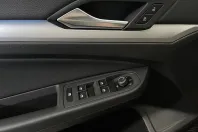 Volkswagen Golf din 2021 cu 34.224 km - oferta VOL243534 - foto 14