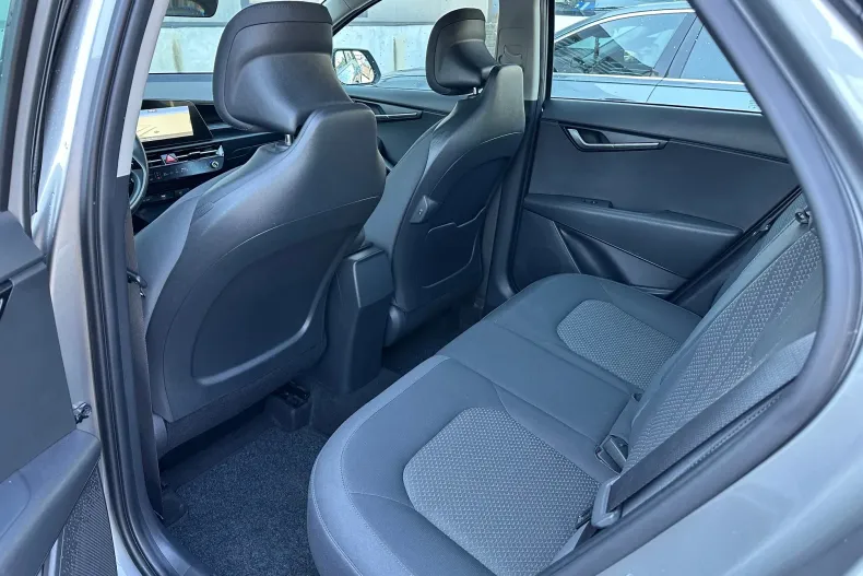 Kia Niro din 2022 cu 35.000 km - oferta KIA243540 - foto 22