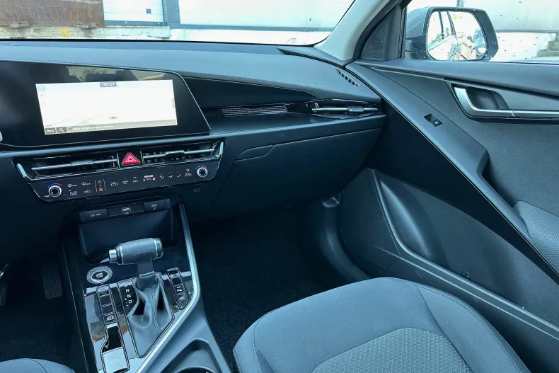Kia Niro din 2022 cu 35.000 km - oferta KIA243540 - foto 23