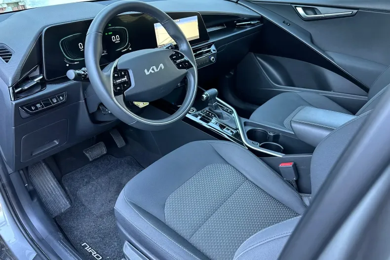 Kia Niro din 2022 cu 35.000 km - oferta KIA243540 - foto 24