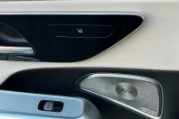 Mercedes-Benz E 400 (Clasa E) din 2025 cu 18.210 km - oferta MER243546 - foto 15