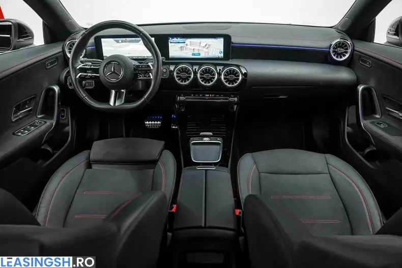 Mercedes-Benz CLA 200 (Clasa CLA) din 2024 cu 56.000 km - oferta MER243554 - foto 2