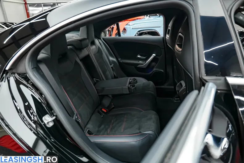 Mercedes-Benz CLA 200 (Clasa CLA) din 2024 cu 56.000 km - oferta MER243554 - foto 10