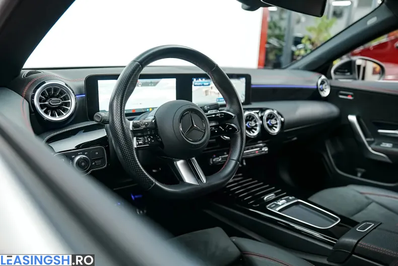 Mercedes-Benz CLA 200 (Clasa CLA) din 2024 cu 56.000 km - oferta MER243554 - foto 12
