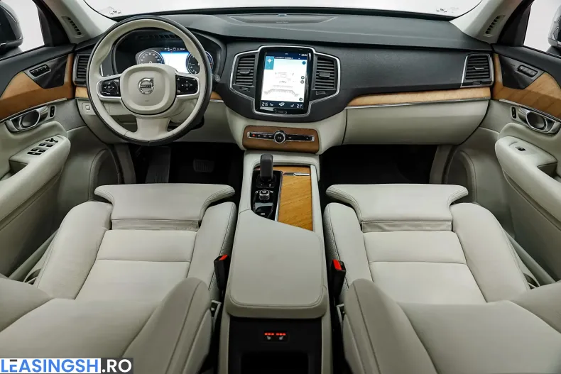 Volvo XC90 din 2022 cu 174.000 km - oferta VOL243555 - foto 2