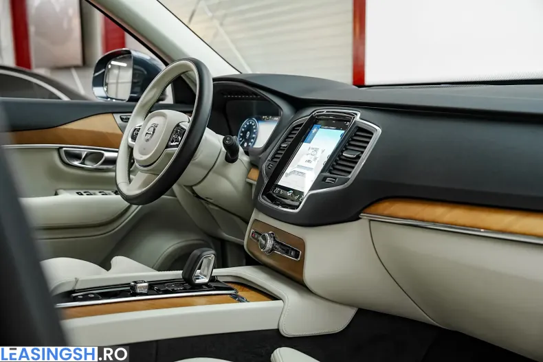 Volvo XC90 din 2022 cu 174.000 km - oferta VOL243555 - foto 14