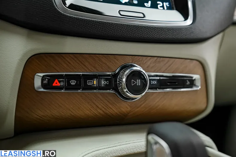 Volvo XC90 din 2022 cu 174.000 km - oferta VOL243555 - foto 38