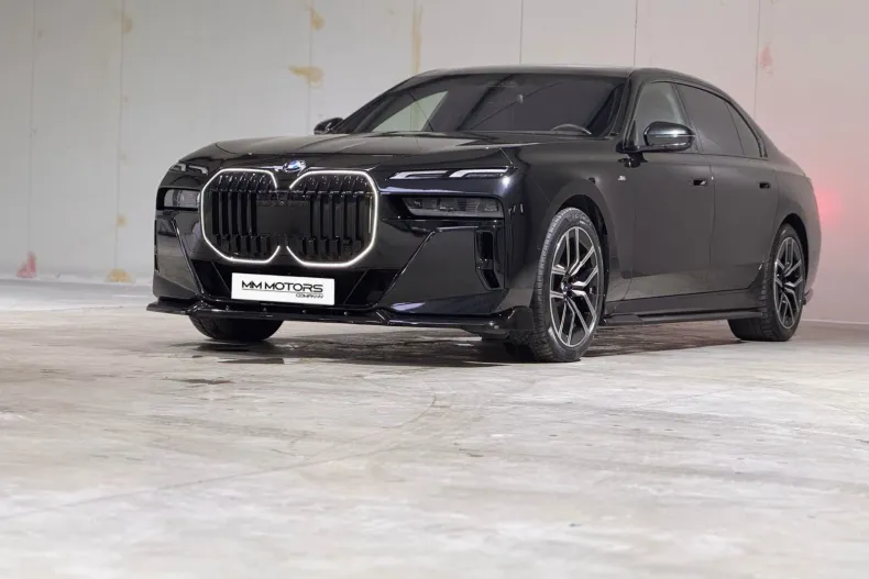 BMW 740d (Seria 7) din 2024 cu 61.800 km - oferta BMW243557 - foto 1