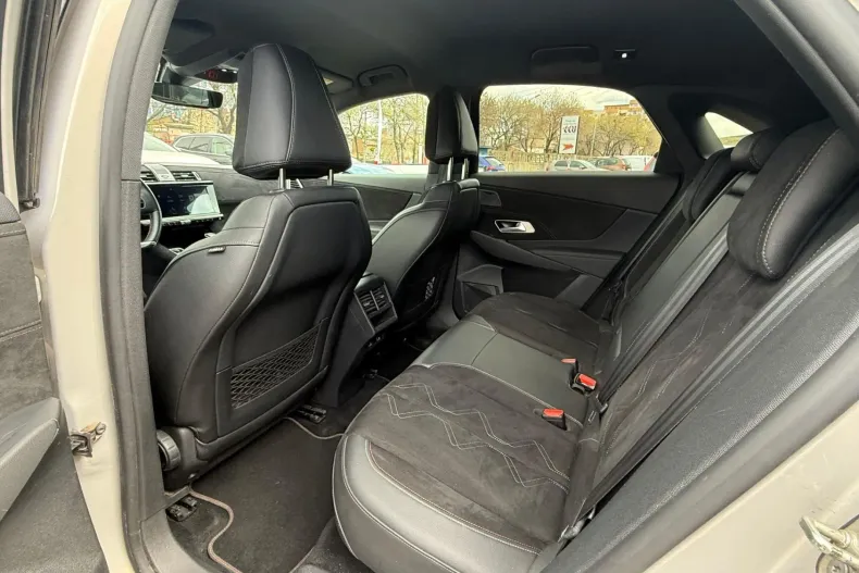 DS Automobiles DS 7 Crossback din 2023 cu 179.744 km - oferta DSA243562 - foto 8