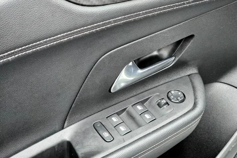 Opel Mokka din 2023 cu 62.507 km - oferta OPE243567 - foto 10