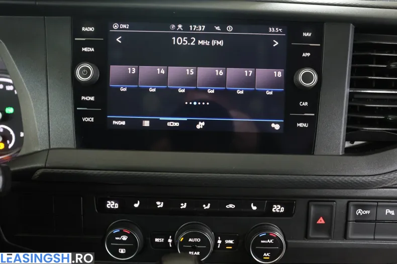 Volkswagen Multivan din 2021 cu 180.000 km - oferta VOL243569 - foto 7