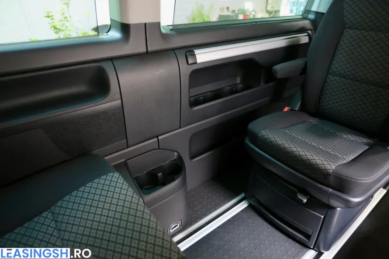 Volkswagen Multivan din 2021 cu 180.000 km - oferta VOL243569 - foto 26
