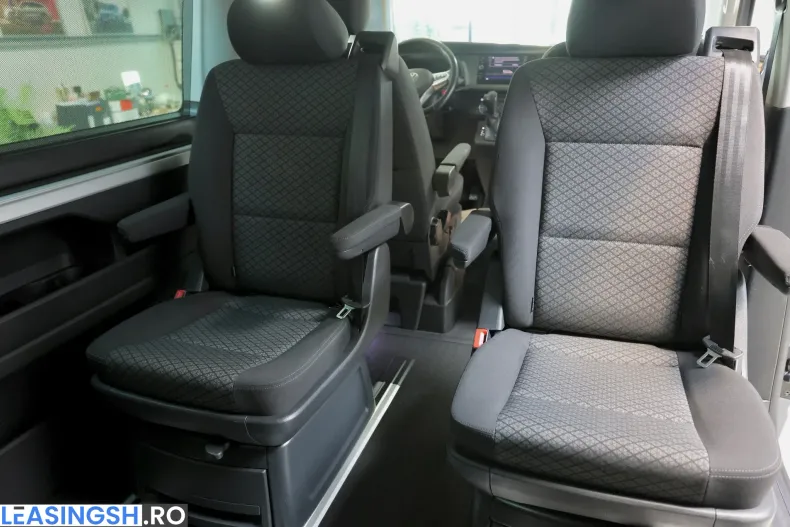 Volkswagen Multivan din 2021 cu 180.000 km - oferta VOL243569 - foto 27