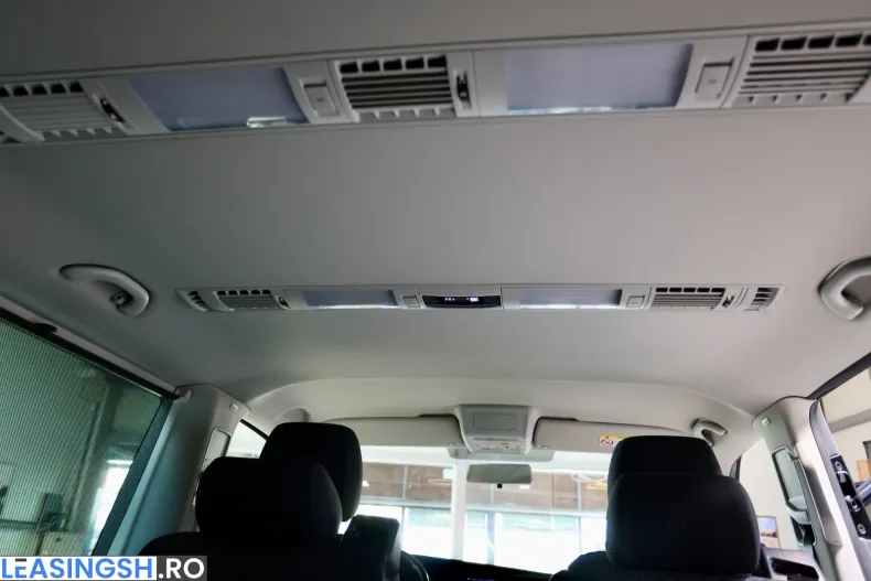 Volkswagen Multivan din 2021 cu 180.000 km - oferta VOL243569 - foto 28