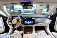 Mercedes-Benz E 300 (Clasa E) din 2024 cu 118.000 km - oferta MER243570 - foto 19