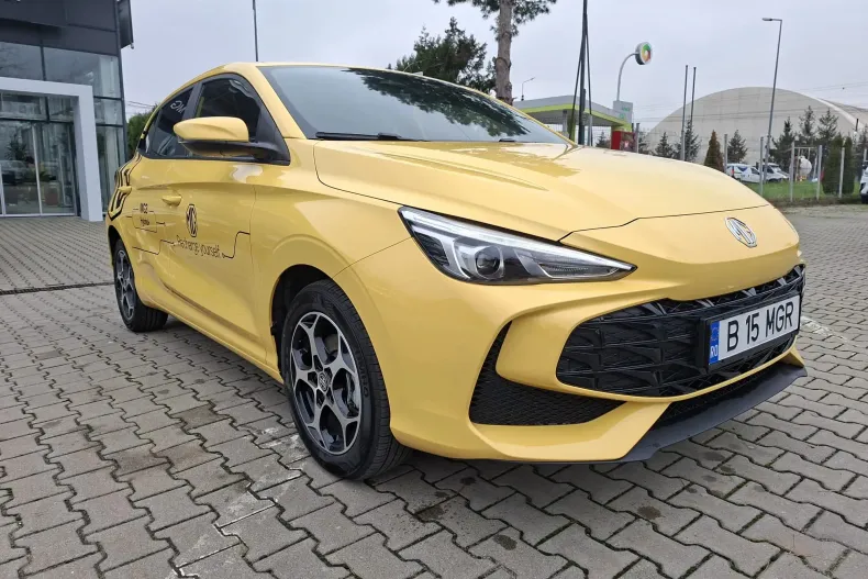 MG MG3 din 2024 cu 4.487 km - oferta MG0243575 - foto 2